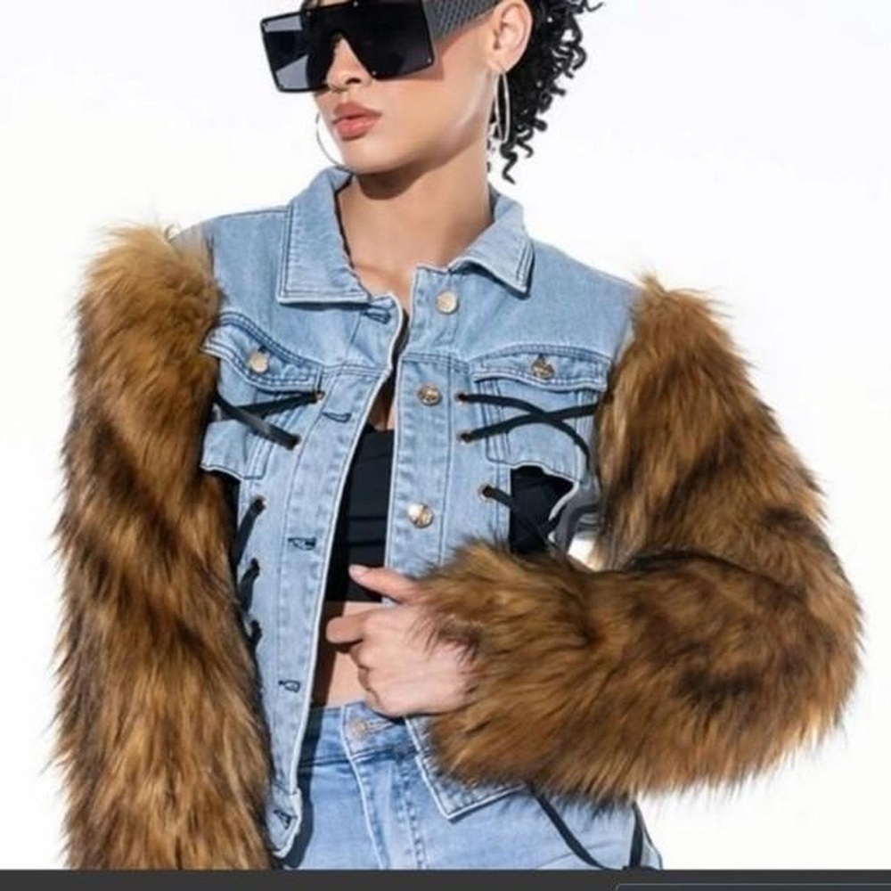 🔥 Denim Jacket Azalea Wang Faux Fur Sleeves